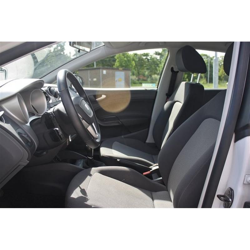 SEAT Ibiza 1.2 TSI ST Ecomotive technology 10 -11