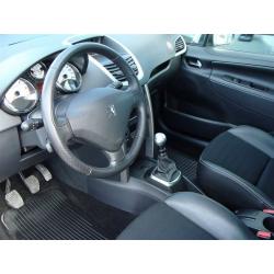 Peugeot 207 SW 1,6 Hdi Outdoor -10