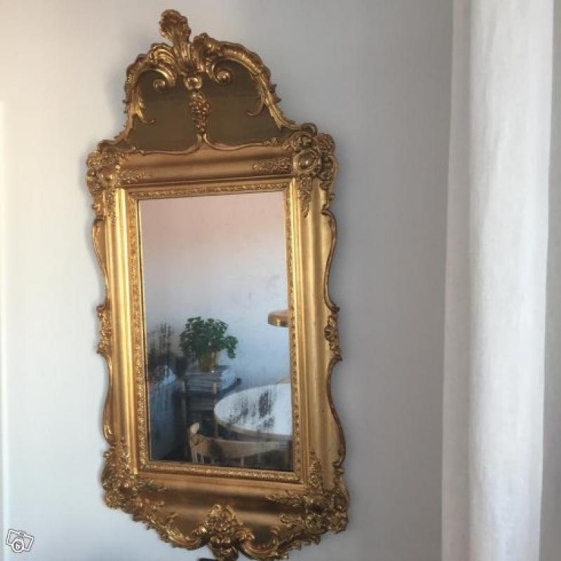 Spegel i rokokostil, 1800-tal