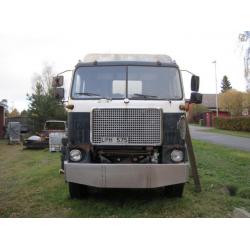 Volvo titan tip-top f88 dragbil och trailer